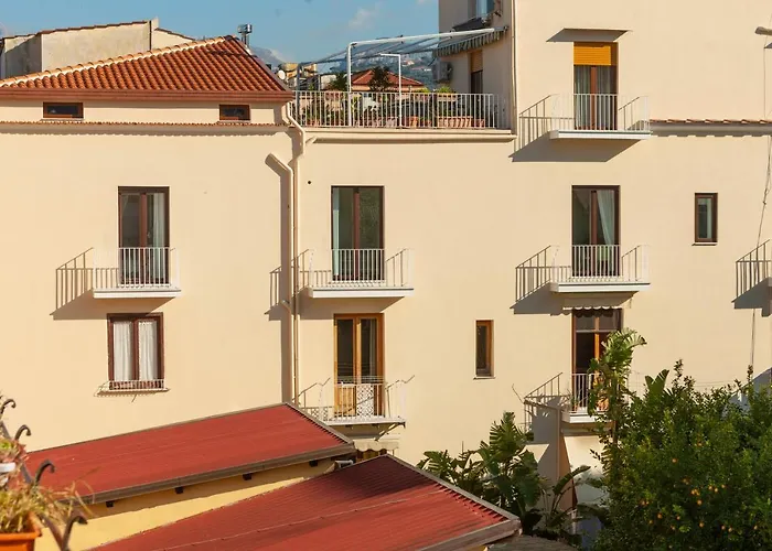 Sorrentovibes - Design In Center Apartment Sorrento